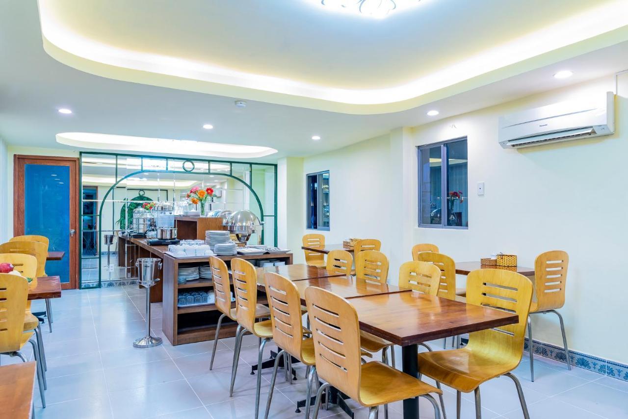 הו צ'י מין סיטי Cosmo Square Hotel מראה חיצוני תמונה